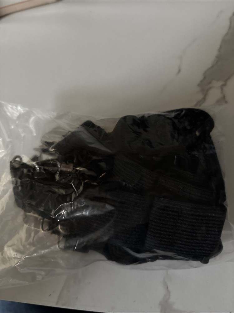 bed sheet holder with lock strips