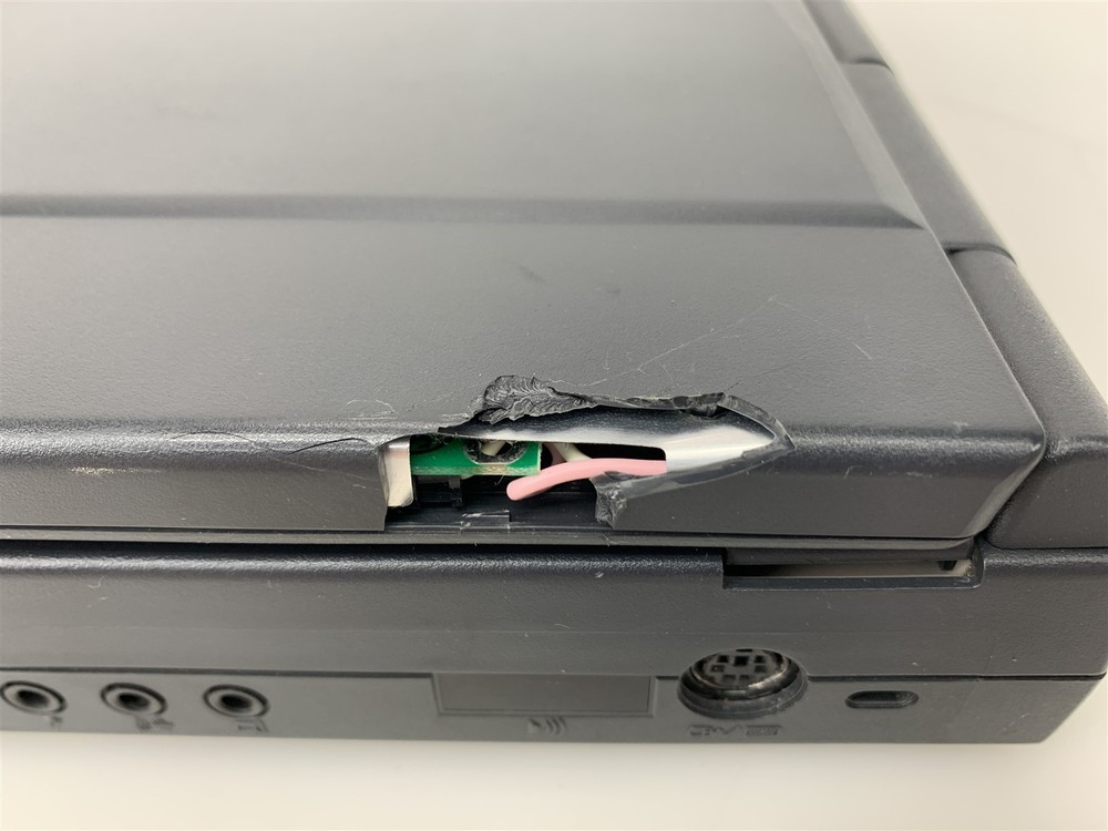 Gateway2000 Solo 2100 12" Screen Laptop - Untested