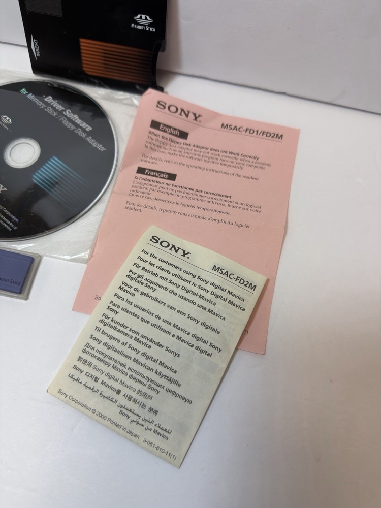 Sony MSAC-FD2M Memory Stick Floppy Disk Adapter w/ CD & Manuals + 8MB Stick