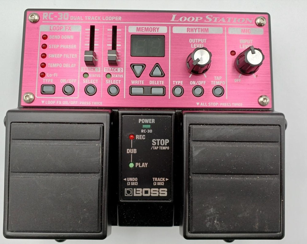 BOSS RC-300 Loop Station