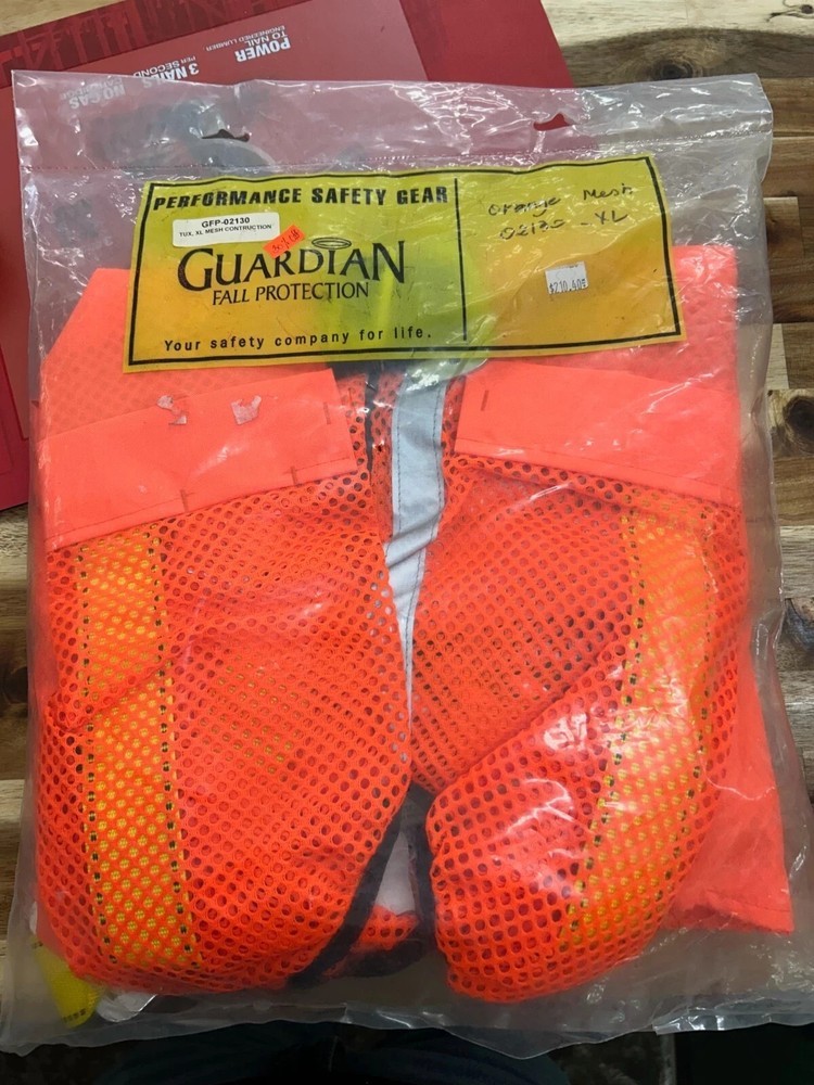 Gaurdian Fall Protection Harness Set- Large