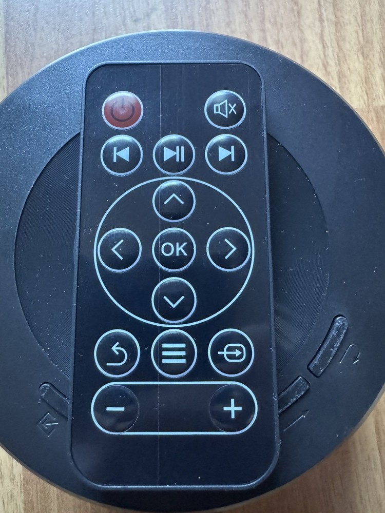 VFORMA Smart Portable Projector (VF-53222-BK)