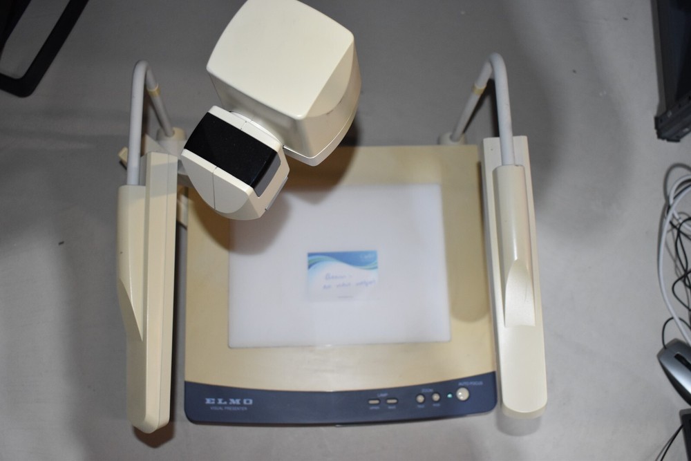 Elmo EV-4400AF Visual Presenter Zoom Overhead Document Camera BROKEN NOT WORKING