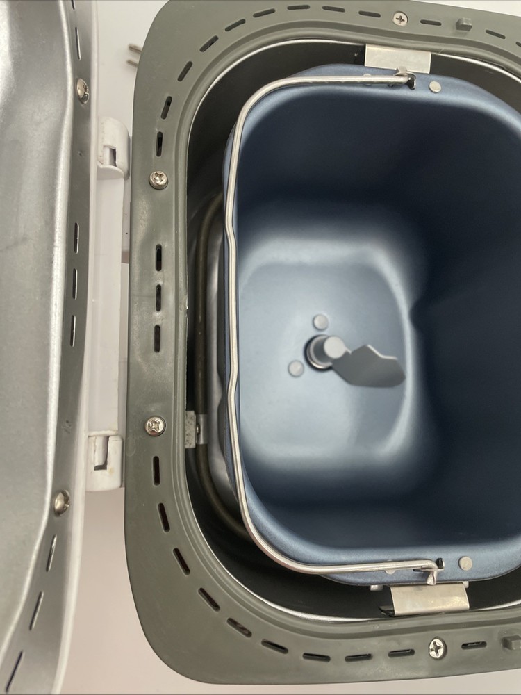 Oster Express Bake Bread Maker - 2Lb - Model 5838 White - Tested Works