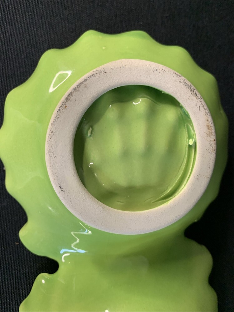 Vintage Lime Green Spider Web Design Ashtray