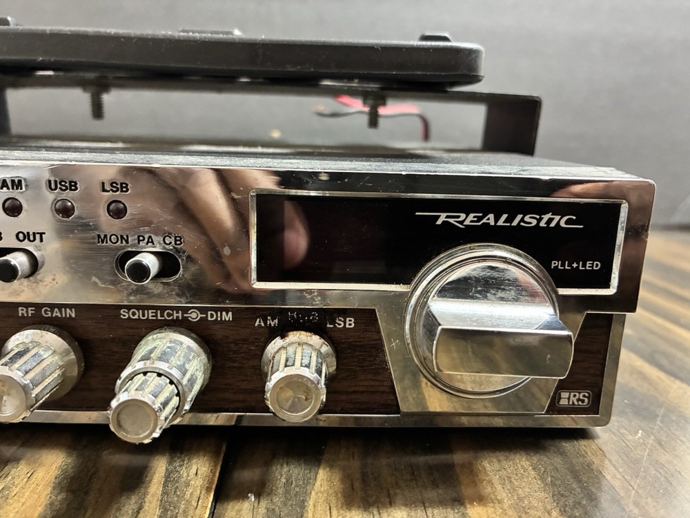 Realistic TRC-449 CB Radio Untested
