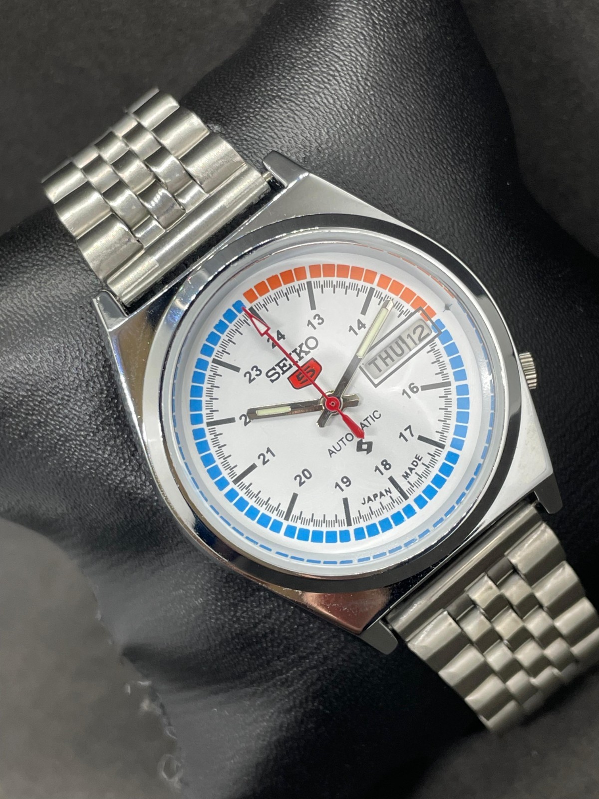 Vintage Refurbished Seiko 5 Automatic Day/Date Japan Men's Wrist Watch