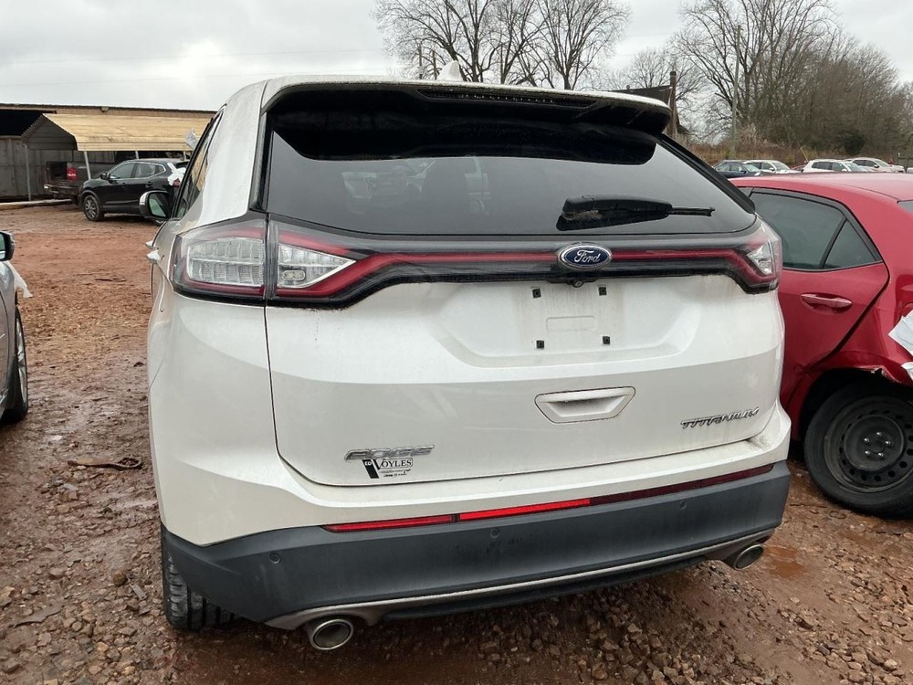 EDGE 2015 Glove Box 4949196