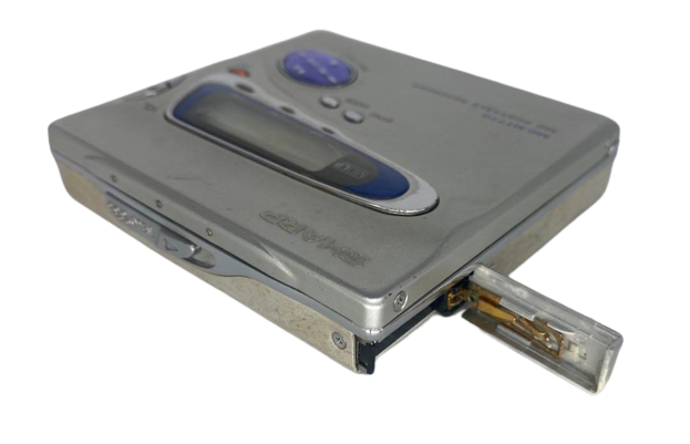 Sharp MD-MT770 Silver minidisc MD walkman player recorder Good