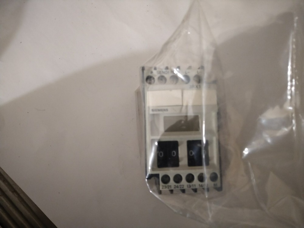 Siemens 3RG6043-3MM00 ultrasonic sonar sensor controller