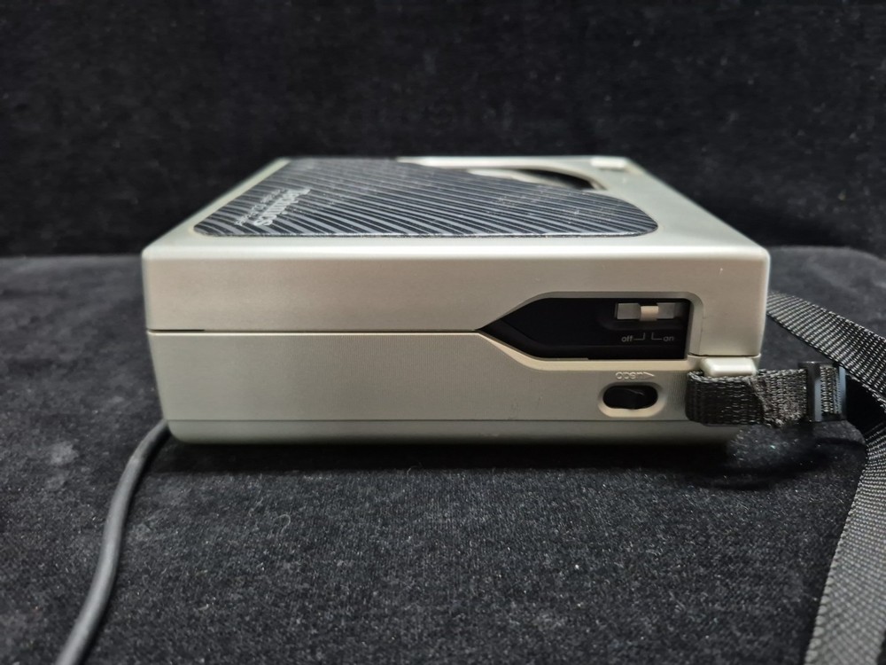 Vintage Technics Portable CD Player SL-XP7 with Case / SH-CDB7 1985