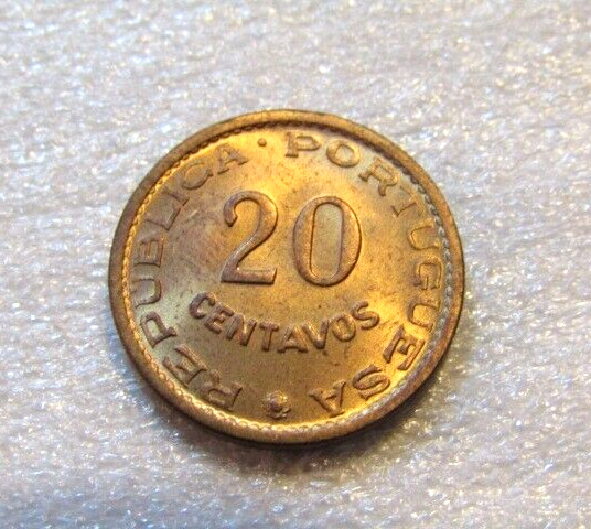 1970 Timor 20 Centavos unc Bronze Coin