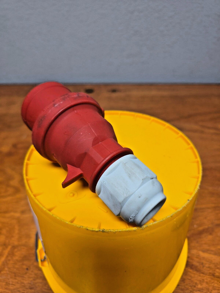 BALS 16-6H PLUG 415V TYPE 2136