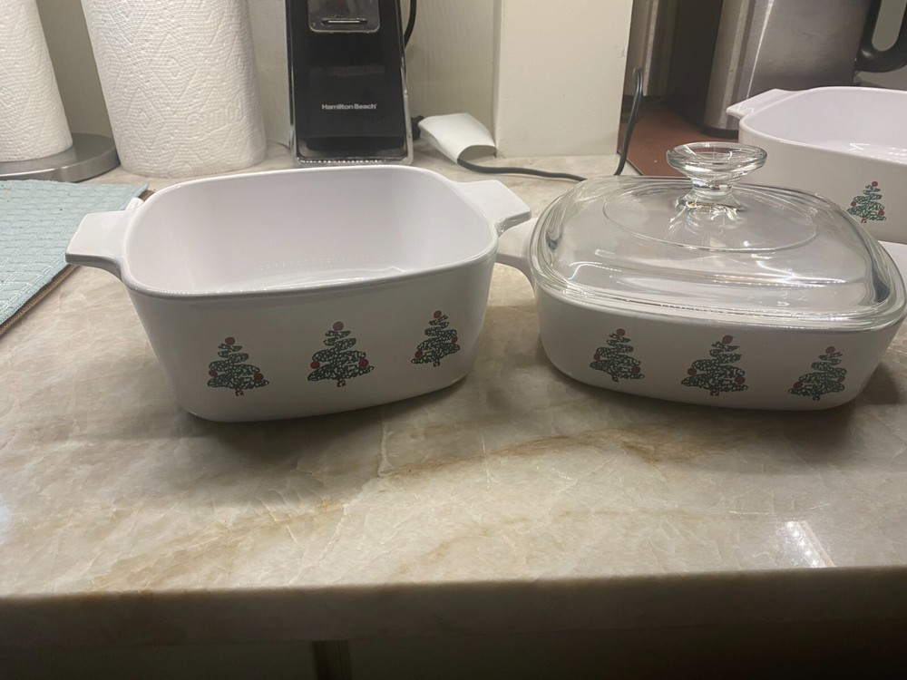 Vintage Corning Ware Christmas Tree Set