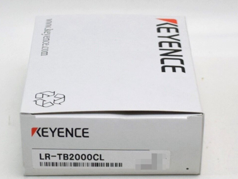 1PC New in Box For KEYENCE LR-TB2000C Laser Sensor