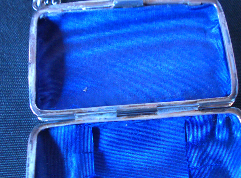 Solid Silver Beautiful Purse Hallmark Dated 1903 By Thomas Bishton Birmingham