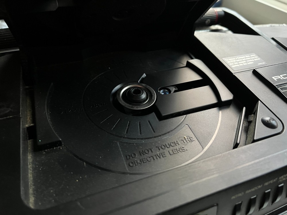 JVC RC-X3 CD Portable System 1988 Read Description