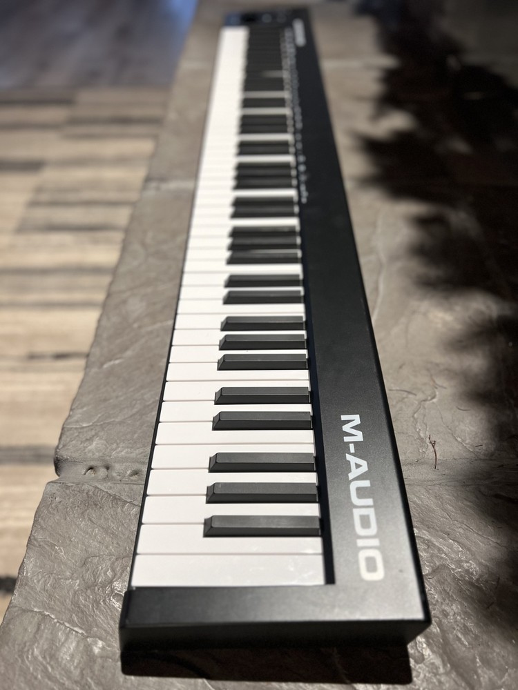 M-Audio Keystation 88 MK3 Keyboard Controller - Black