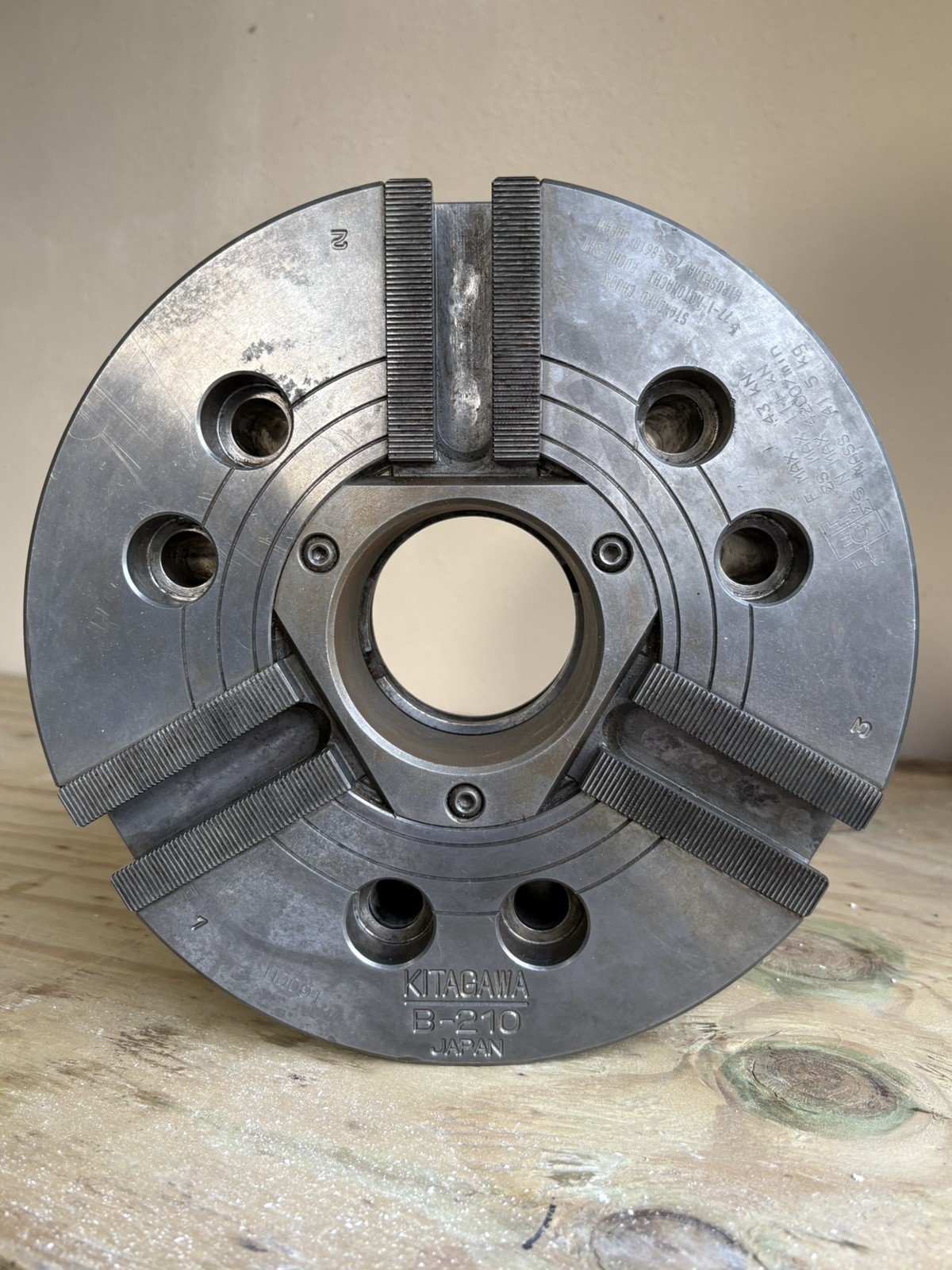 KITAGAWA B-210 | 10" 3 Jaw Power Chuck 31mm To 254mm 75mm Bore Hole