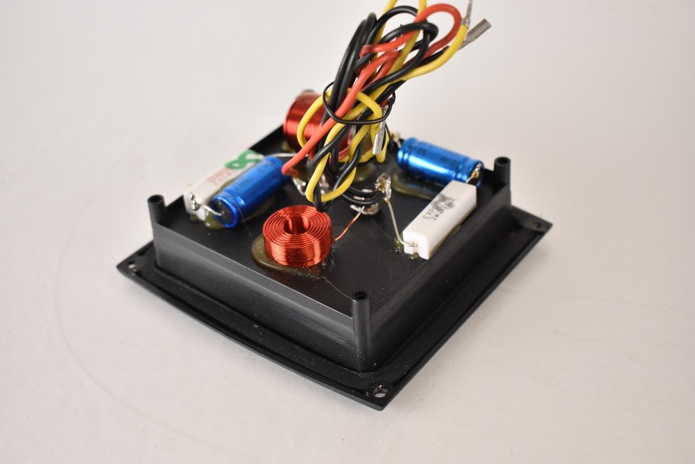 Single Celestion Impact 15 Speaker Crossover Binding Post