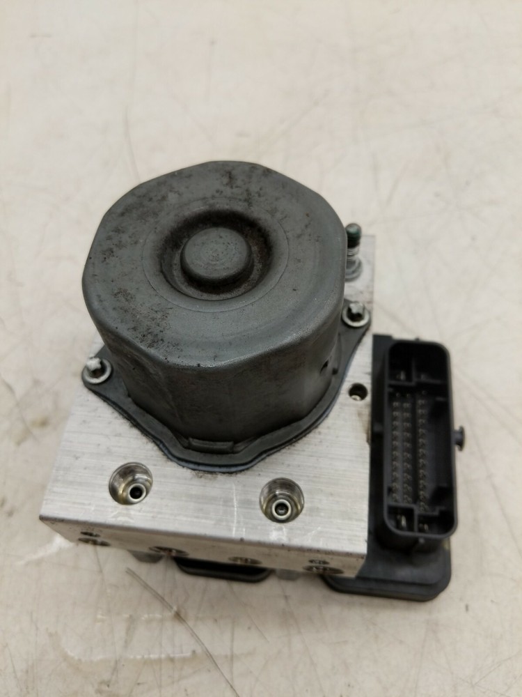2012-2015 Tesla Model S Hydraulic Control ABS Anti-Lock Brake System Pump Module