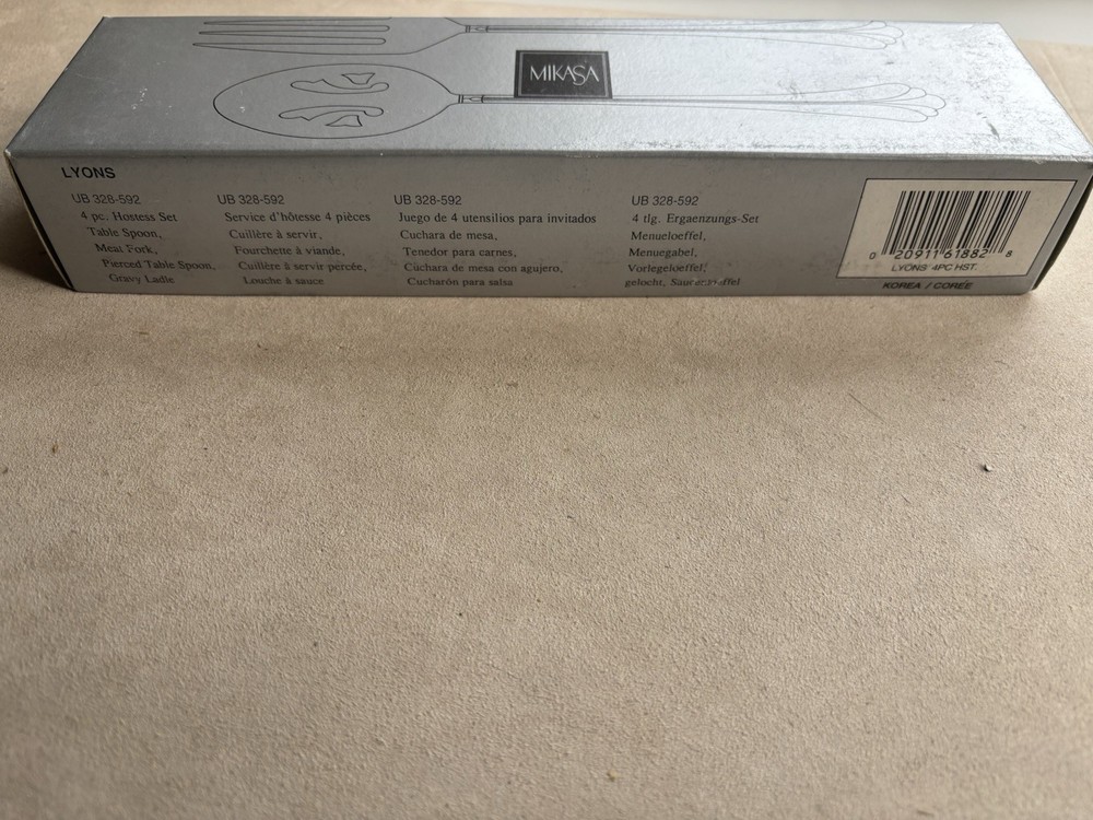 Mikasa LYONS - 4 piece hostess set NEW