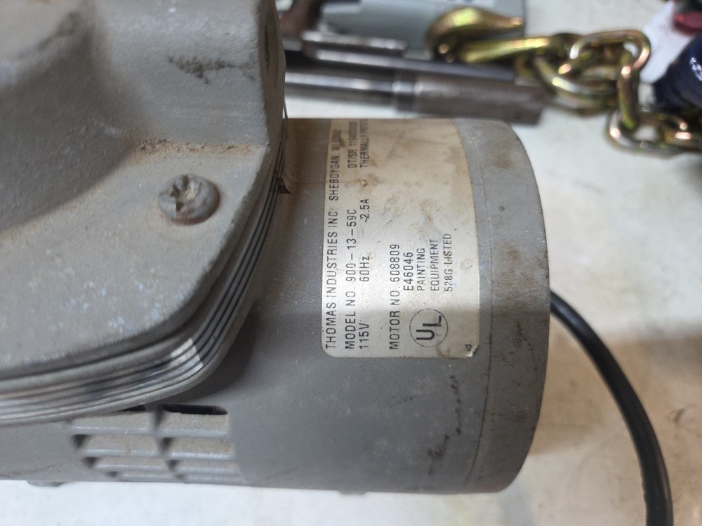 Thomas 900-13-59C Vacuum Pump T63623