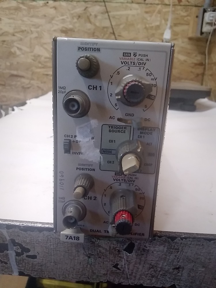 Dual Trace Amplifier Plug In B065022