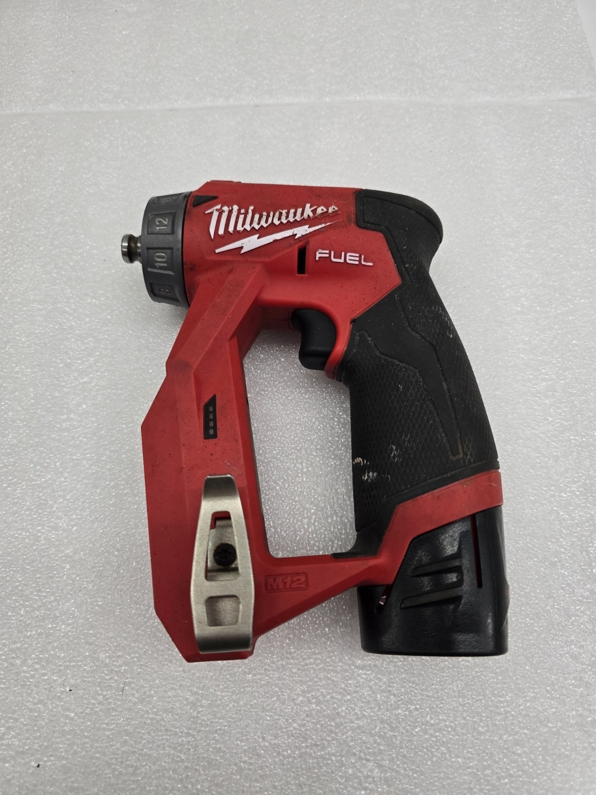 Milwaukee 2505-20 M12 FUEL 4-in-1 Installation Drill/Driver W/Battery And Charge