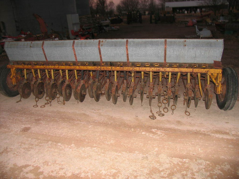 Minneapolis Moline 12' Grain Drill Seeder