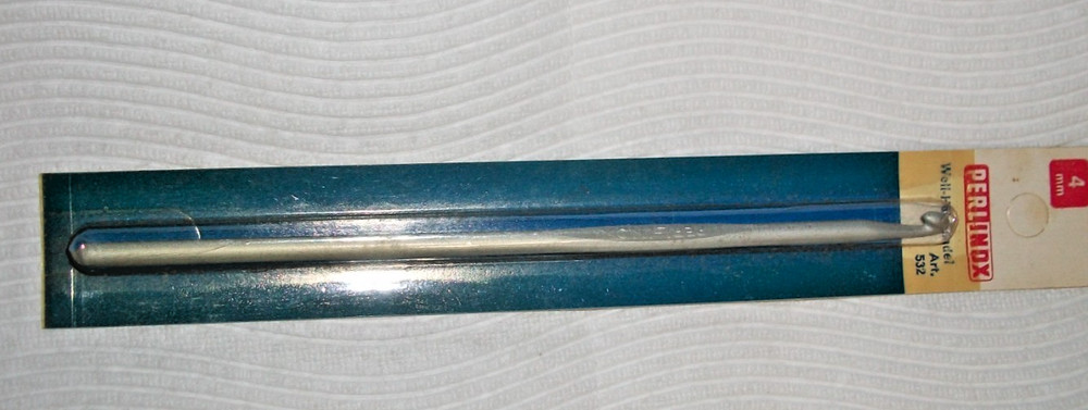 Vintage - PERLINOX - Crochet hook (sizes 4 mm) - NOS