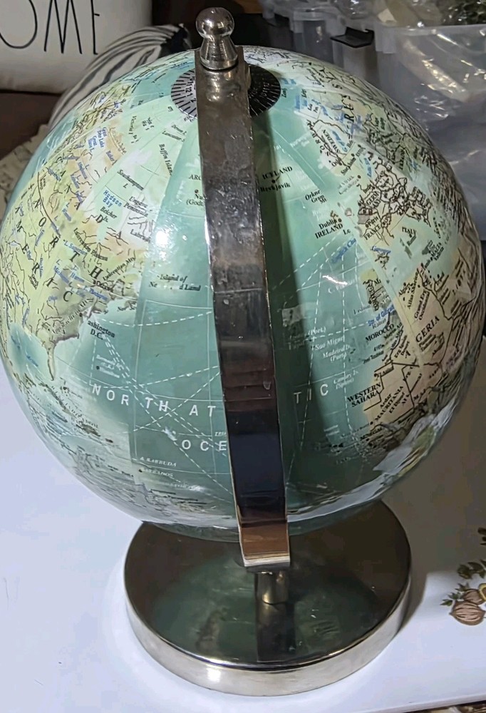 6" globe Vintage ? desktop table decorative globe earth on base. Light Blue