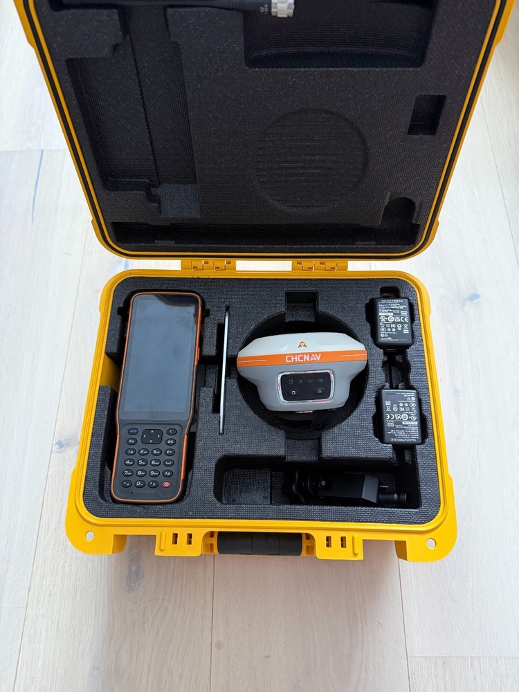 CHCNav i89 GNSS Receiver – Excellent Condition - Visual Survey, AR Navigation