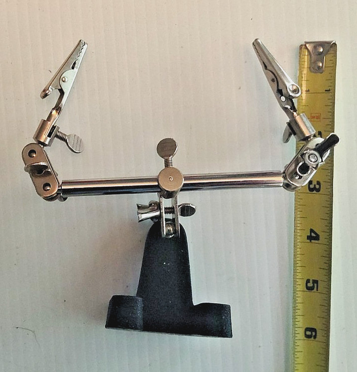 Streamside Portable Fly Tying Vise with base -