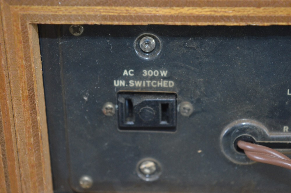 Vintage Victor SEA-100 Solid State Sound Effect Amplifier