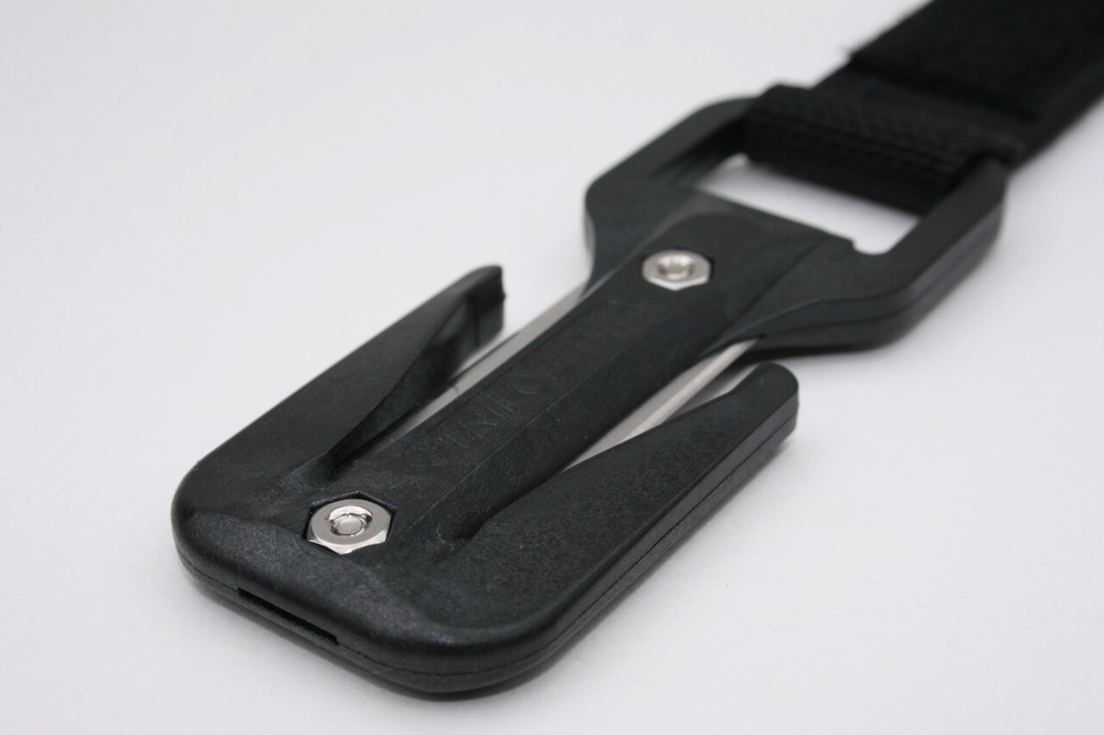 EEZYCUT Trilobite Webbing and Line Knife - Flexi Mounted