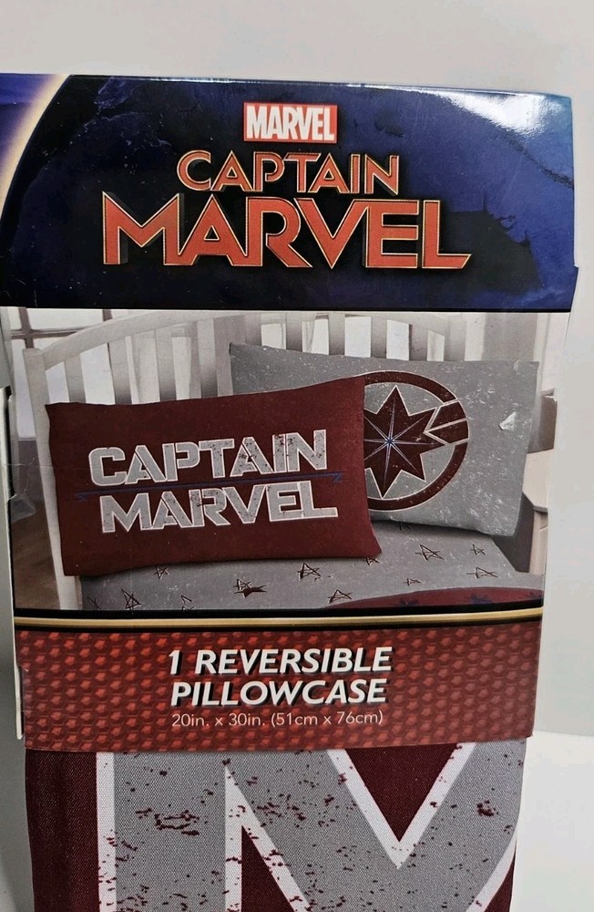 1 Reversible Marvel Captain Marvel Pillowcase New 20" X 30"
