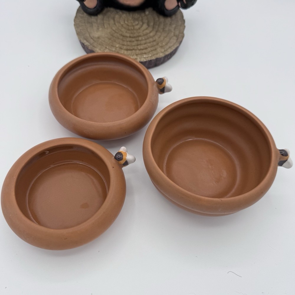 Honour Black Bear Figure Measuring Cup Set Nesting Stacking Bee Hive Honey Lot