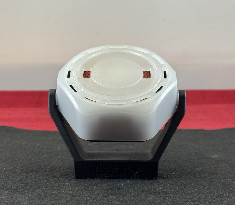 Matco Tools Mini Handheld Rechargeable Floodlight MWLMFLO3