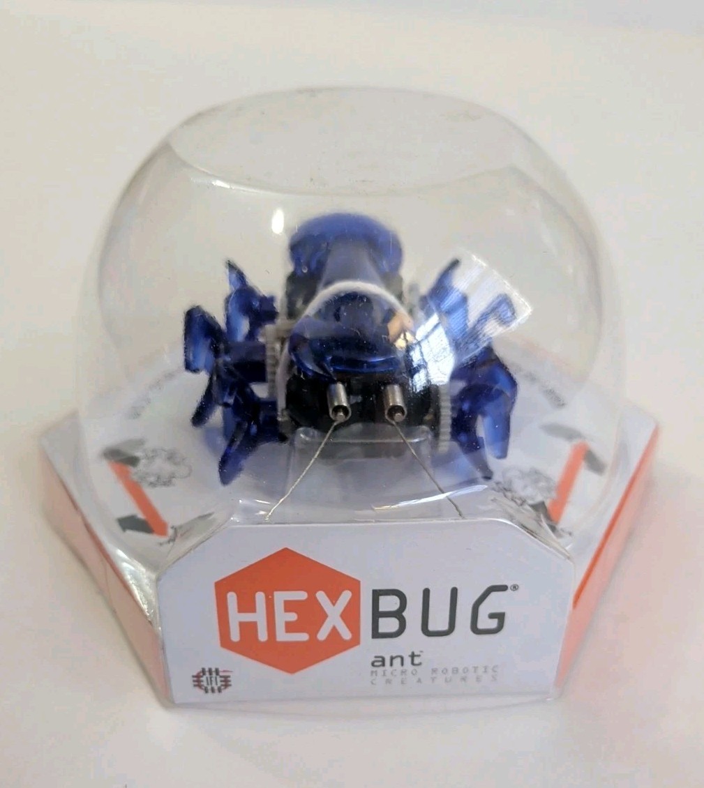 2011 Hex Bug Micro Robotic Ant Blue 60-497 New