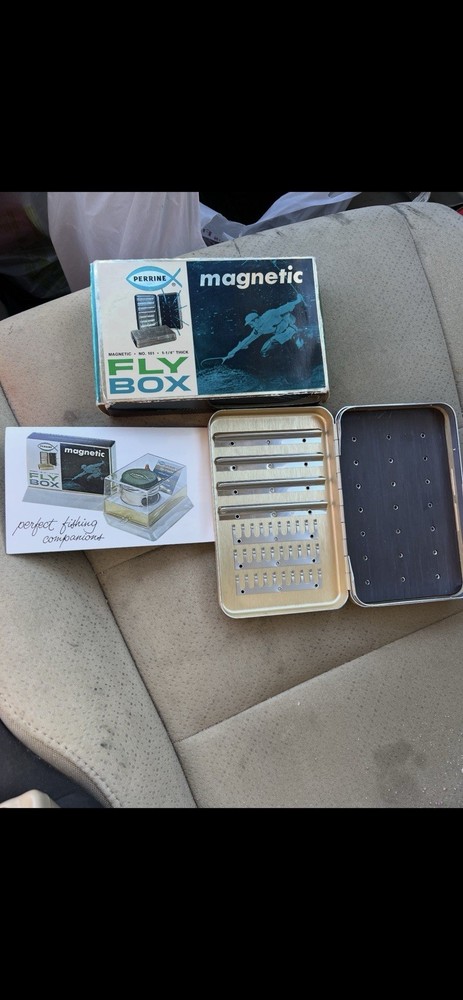 Perrine Flybox Model 101