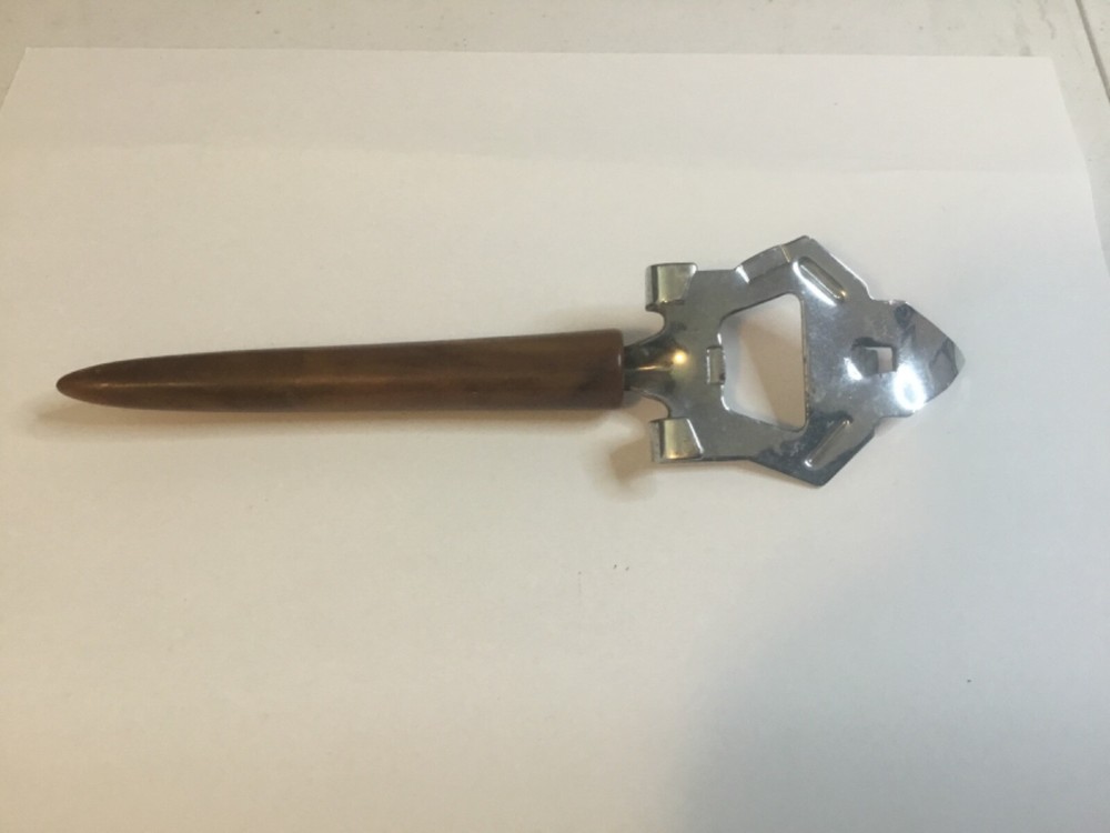 Vintage Bakelite Butterscotch Handle Can Opener