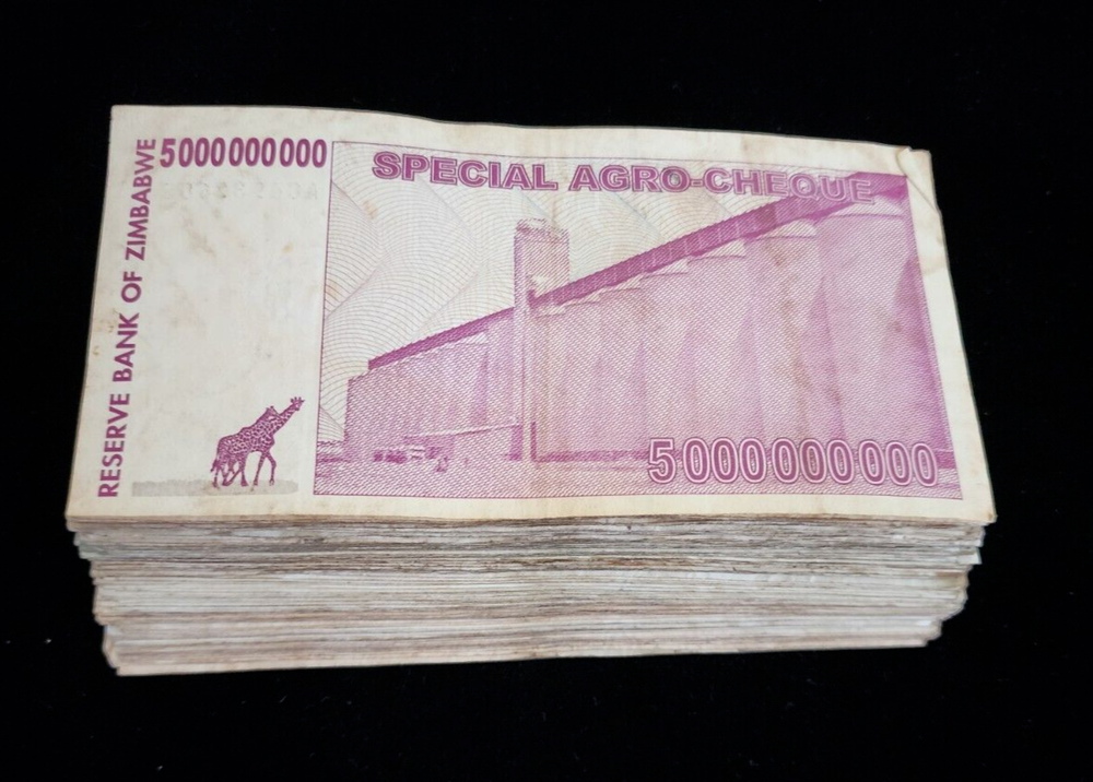 100 pcs x Zimbabwe 5 Billion dollar agro cheque banknotes / 2008 / bundle