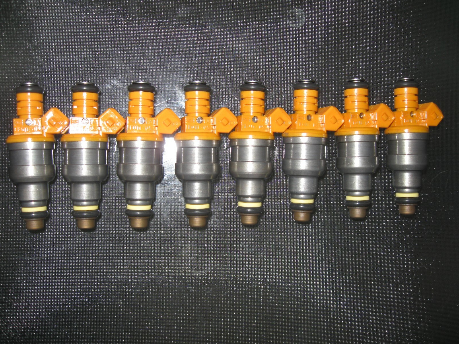 1986-2002 Ford Mustang 19lb Injectors 4-Hole Spray Pattern Bosch Gt 5.0 4.6 V8