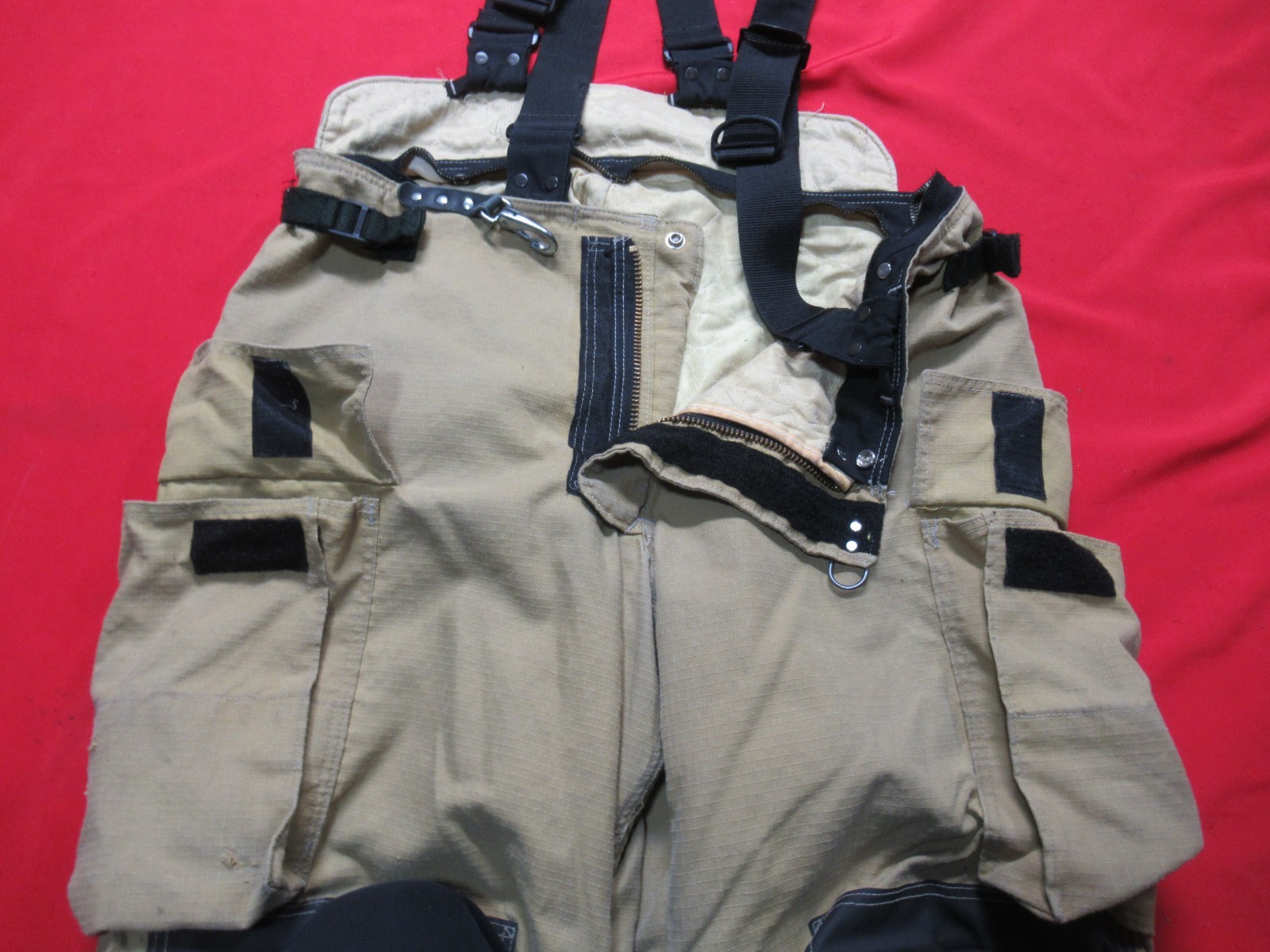 Mfg 2016 GLOBE GXCEL 42 x 32 Firefighter Turnout Bunker Pants FIRE RESCUE GEAR