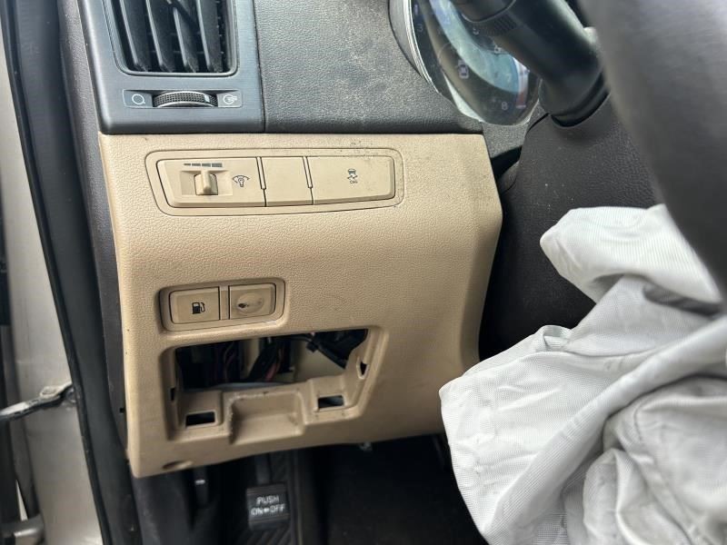 SONATA 2011 High Mounted Stop Light 104589872