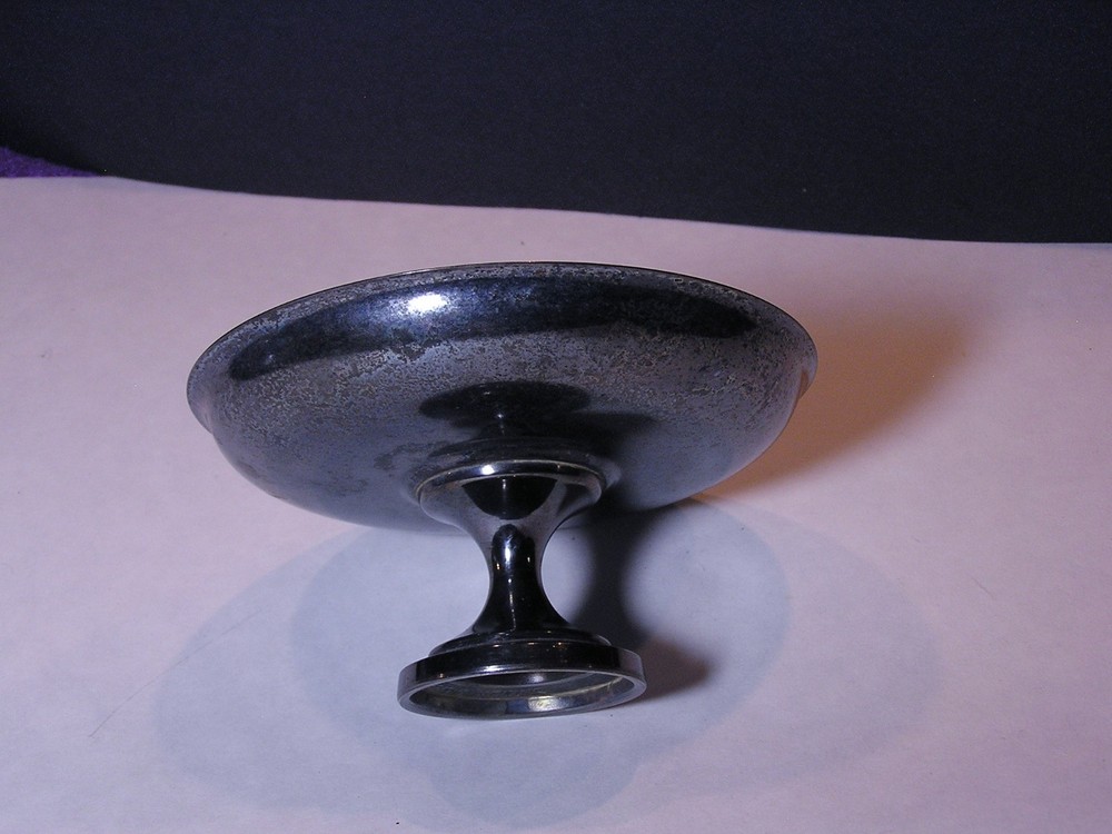 Onieda Silversmiths Pedestal Compote/Candy Dish- 6-1/8" acroos the top