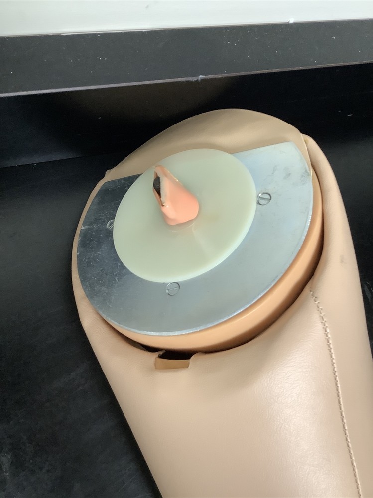 Laerdal Sim Man Manikin Leg