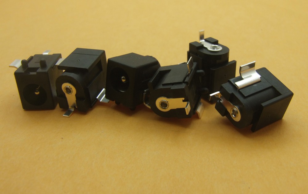 20PCS Copper SMD 3-pin 4A 5.5MM x 2.0mm DC Socket 2.1MM DC Plug PCB Panel Mount