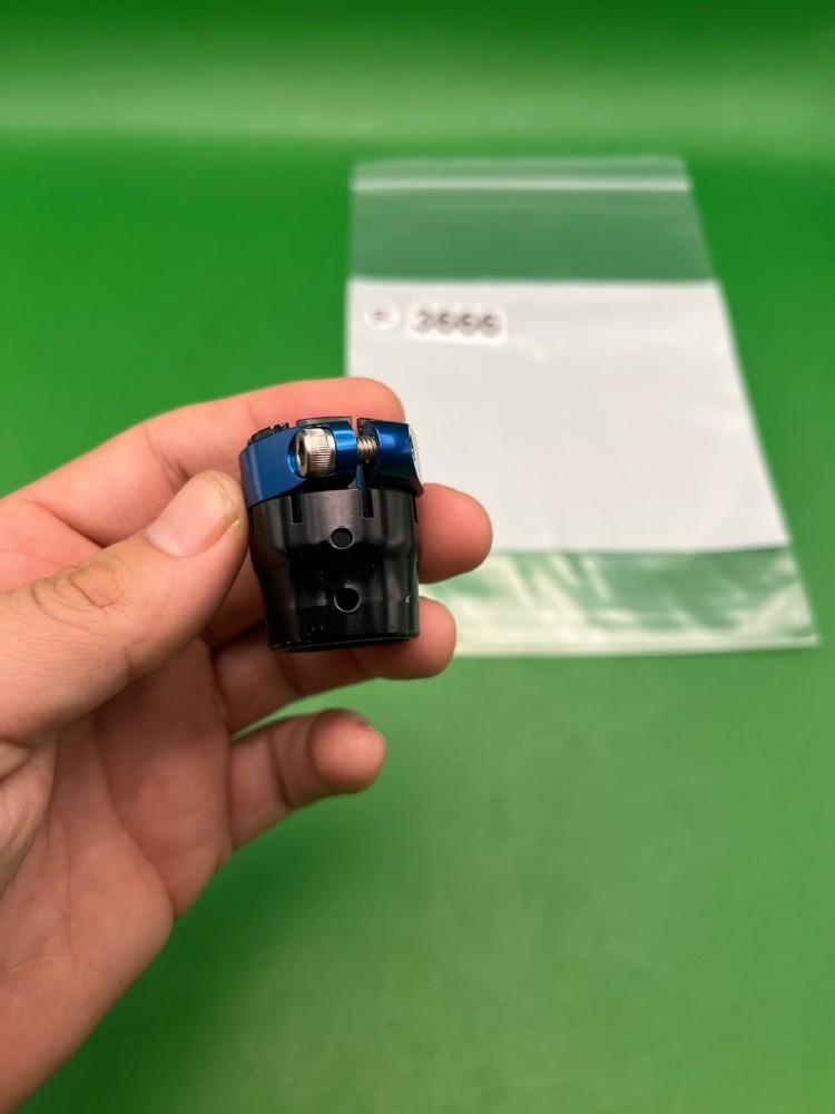 Defiant CCM Feedneck